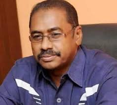 ياسر الفادني