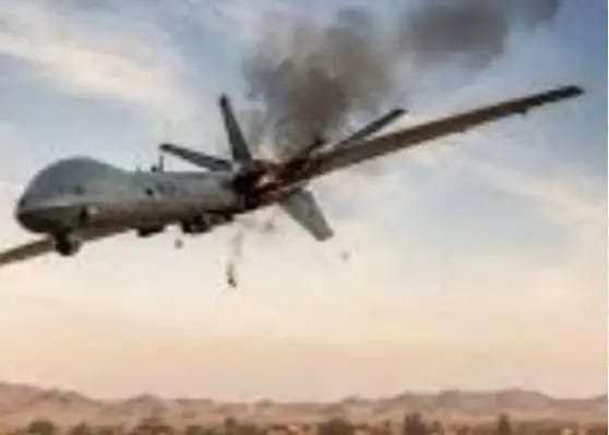 الدفاعات الجوية تسقط مسيرة استراتيجية معادية شمال غرب الأبيض