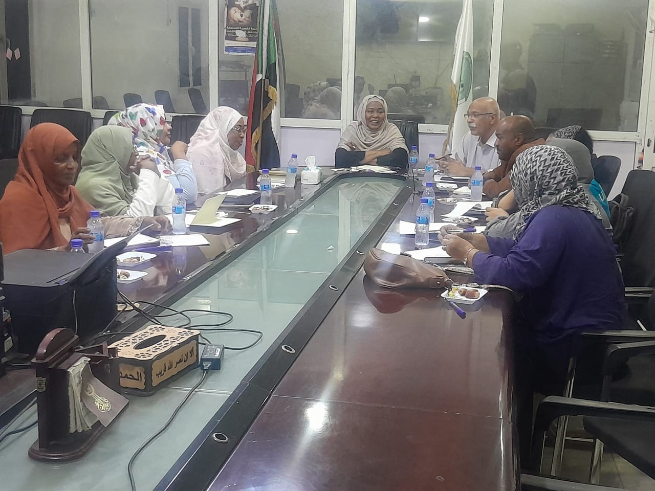 وفد اتحادي يقف على إنتاج الملح الميودن ويبحث تحديات المصانع والملاحات بالبحر الأحمر