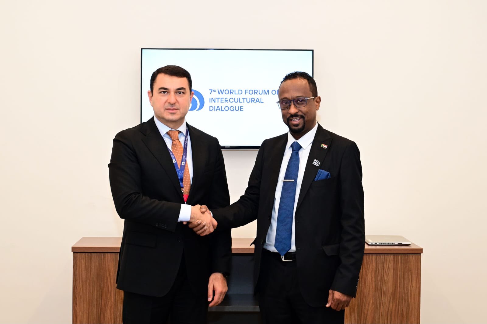 الإعيسر من باكو: السودان وأذربيجان يتجهان نحو شراكة ثقافية تشمل الآثار والمتاحف والتدريب الموسيقي